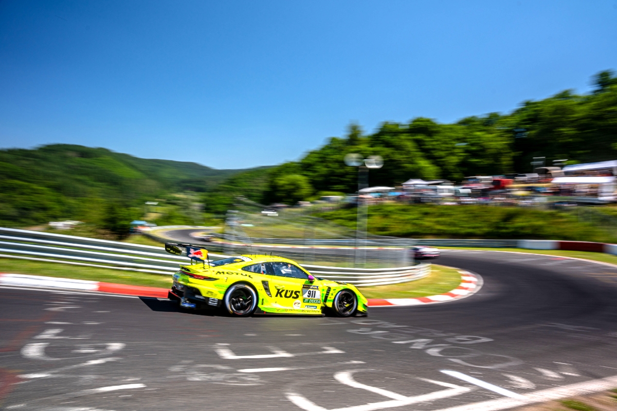 Estre claims Nurburgring 24 Hours pole for Porsche